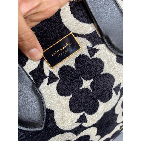 Kate Spade Flower Monogram Manhattan Chenille Large Tote - Picture 9 of 10